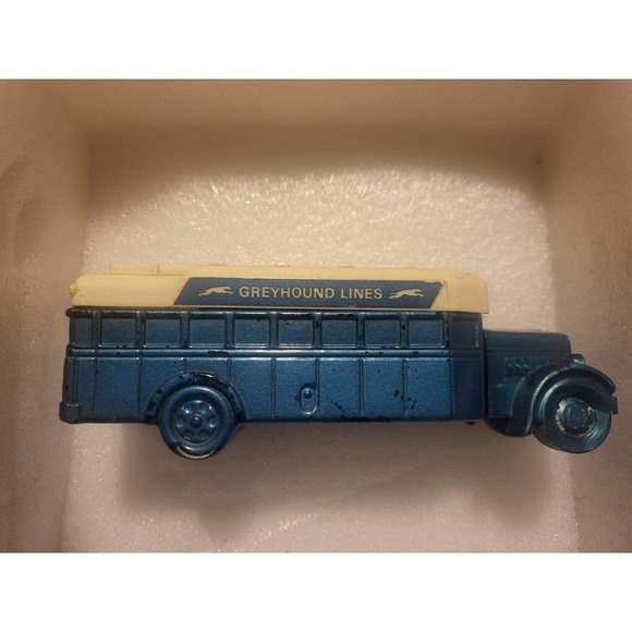Avon Other - VINTAGE AVON '31 GREYHOUND BUS DECANTER AFTER SHAVE bottle Cologne